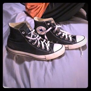 Black high top converse